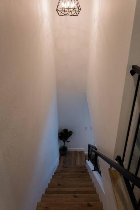 Stylish 2 Bed 1 And Half Bath Apartment Near Sofi Stadium, Lax, Forum Inglewood Dış mekan fotoğraf