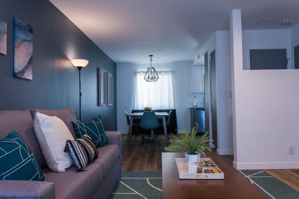 Stylish 2 Bed 1 And Half Bath Apartment Near Sofi Stadium, Lax, Forum Inglewood Dış mekan fotoğraf